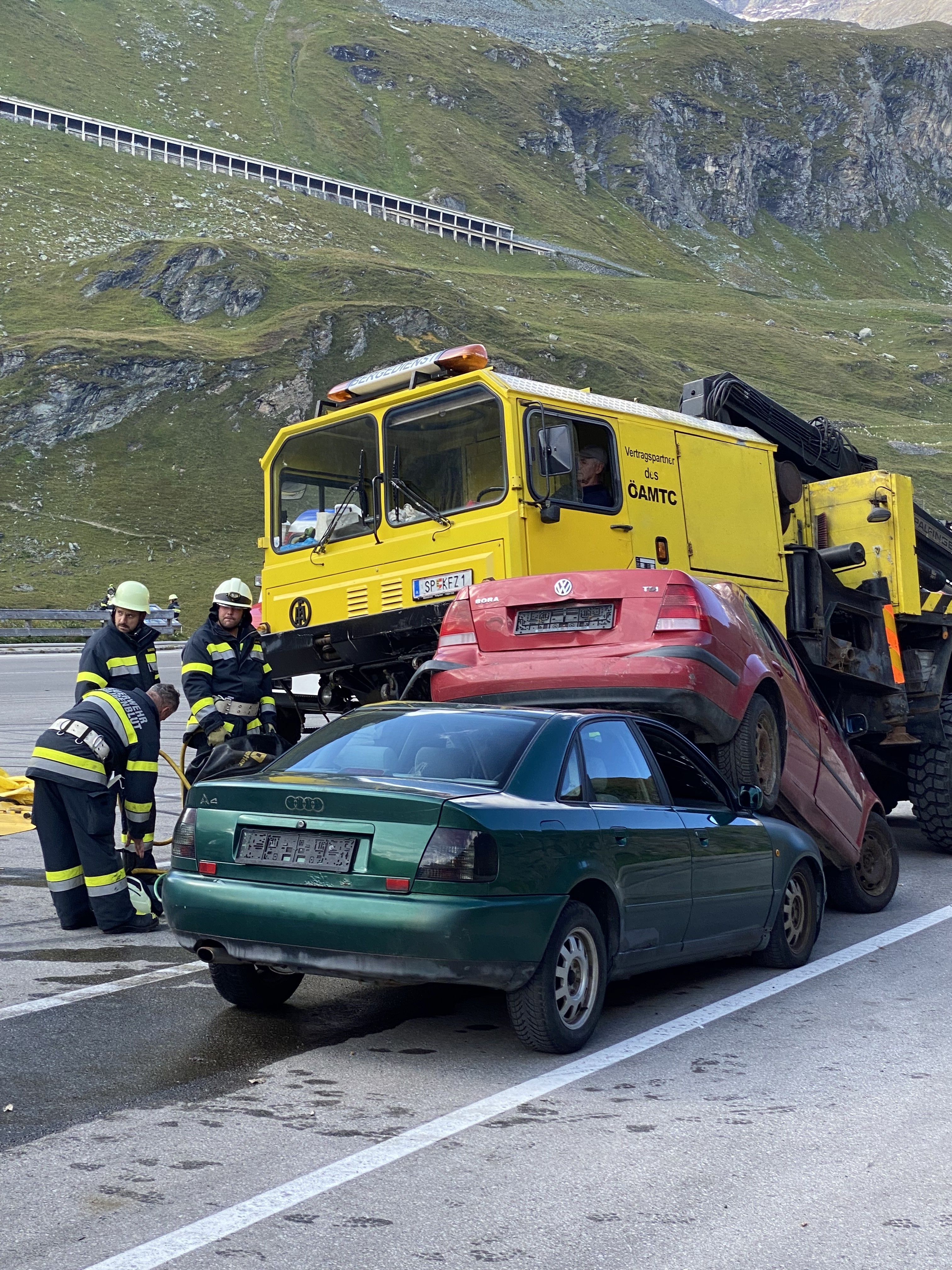 Szenario Verkehrsunfall mit eingeklemmten Personen